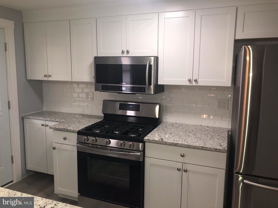 Foto principal - 517 Fairview Ave