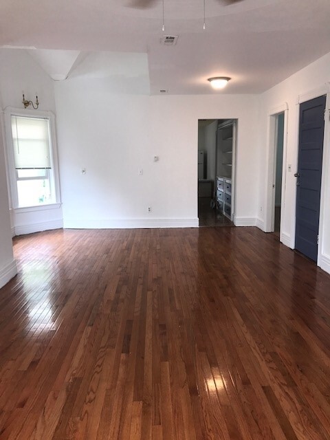 Dining room - 1048 Wendell Ave