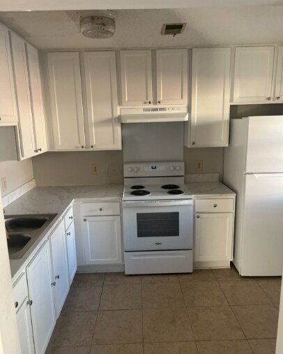 Foto del edificio - 1401 Newton Dr