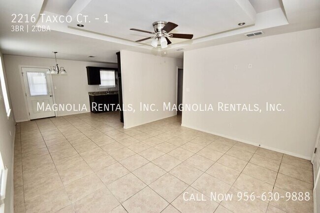 Foto del edificio - 2216 Taxco Ct