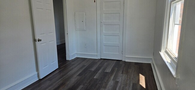 Foto del edificio - 3225 W Susquehanna Ave