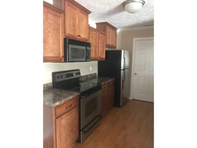 Building Photo - 1830 102 Balmoral Dr Fayetteville, Nc 28304
