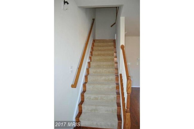 Foto del edificio - 42777 Hay Rd