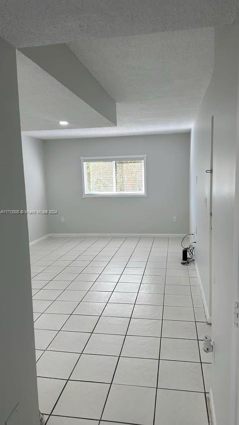 Building Photo - 8249 SW 149th Ct