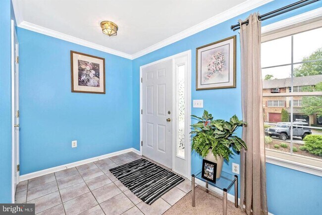 Foto del edificio - 1323 Lindsay Ln