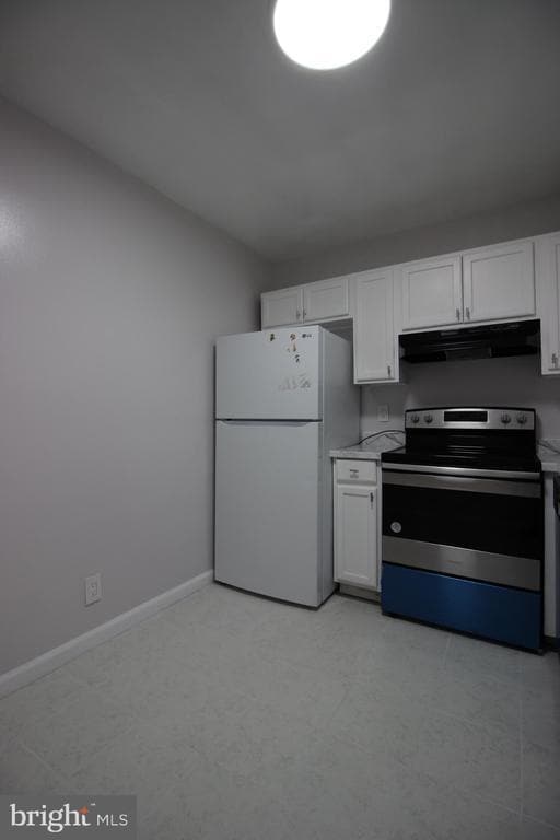 Building Photo - 2432 Glengyle Dr