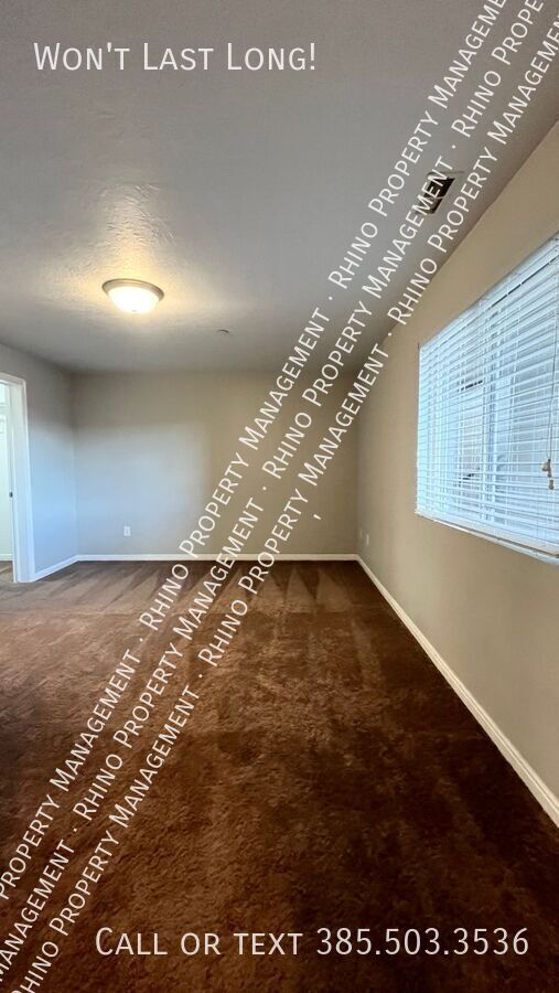 Building Photo - 3 Bedroom/2 Bathroom Condo in Midvale