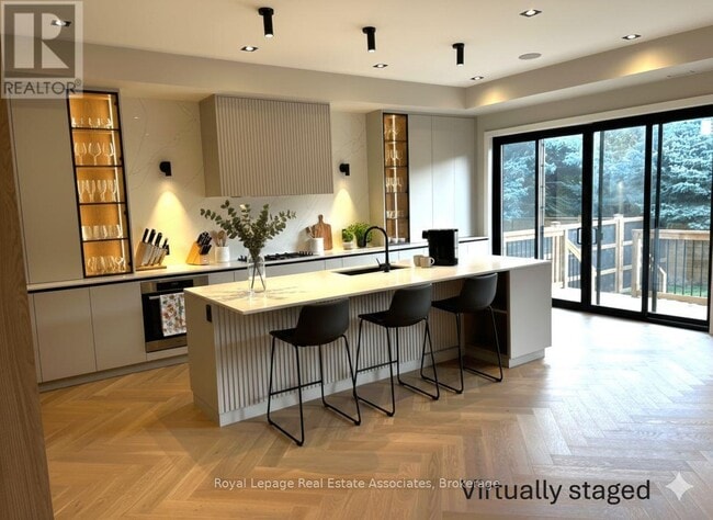 Building Photo - 1006 Garrard Ave