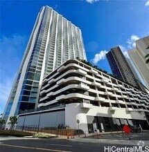Building Photo - 1000 Auahi St
