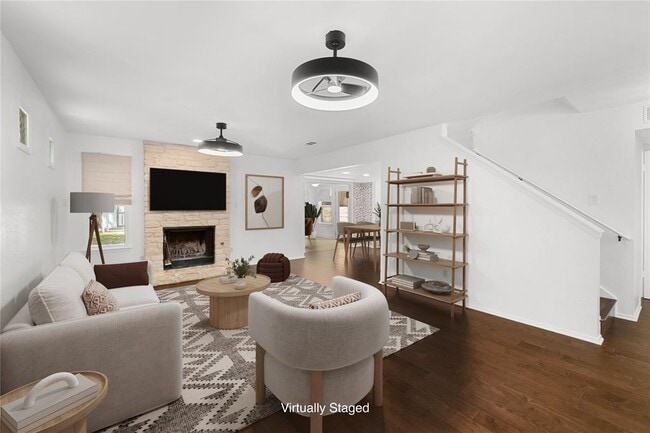 Foto del edificio - 7602 Banpass Ln