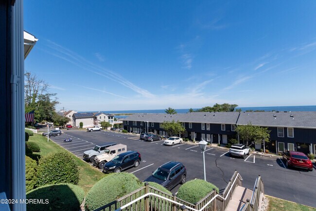 Foto del edificio - 4 Hillside Ct