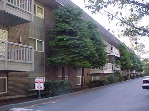 Primary Photo - 5710 200th St SW