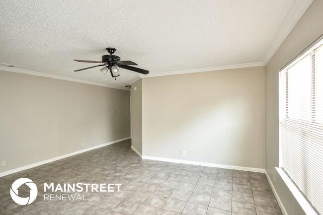 Building Photo - 3183 Beacon Field Dr
