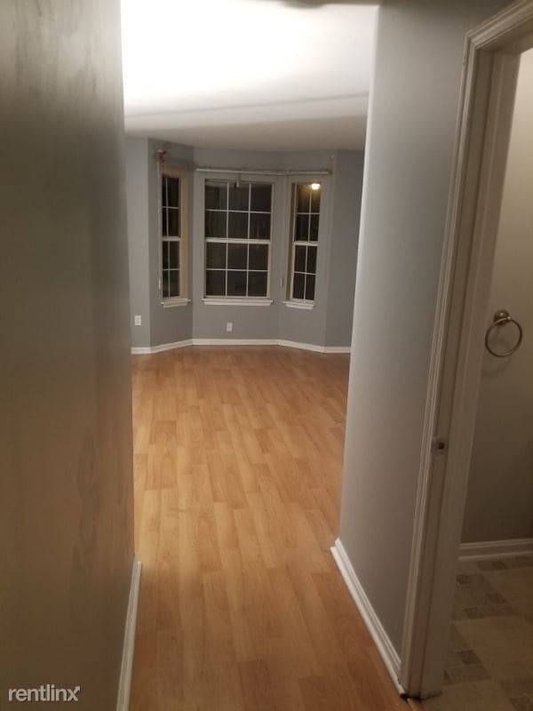 Building Photo - 3 br, 1.5 bath Townhome - 259 Mansion Pkwy