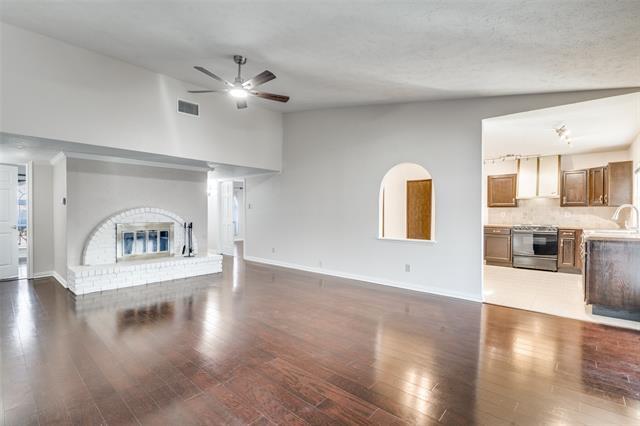 Foto del edificio - 5602 Magnolia Ln