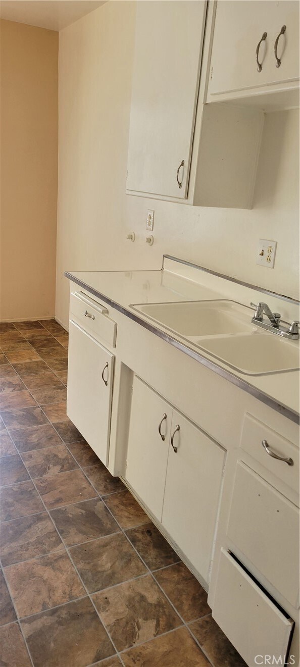 Foto del edificio - 1835 Canal Ave