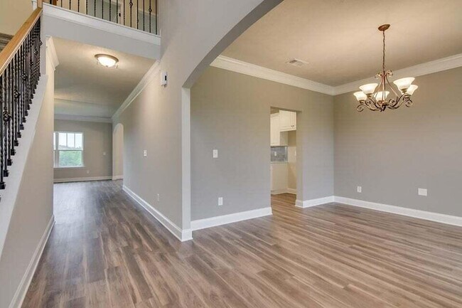 Building Photo - 973 Burlington Dr