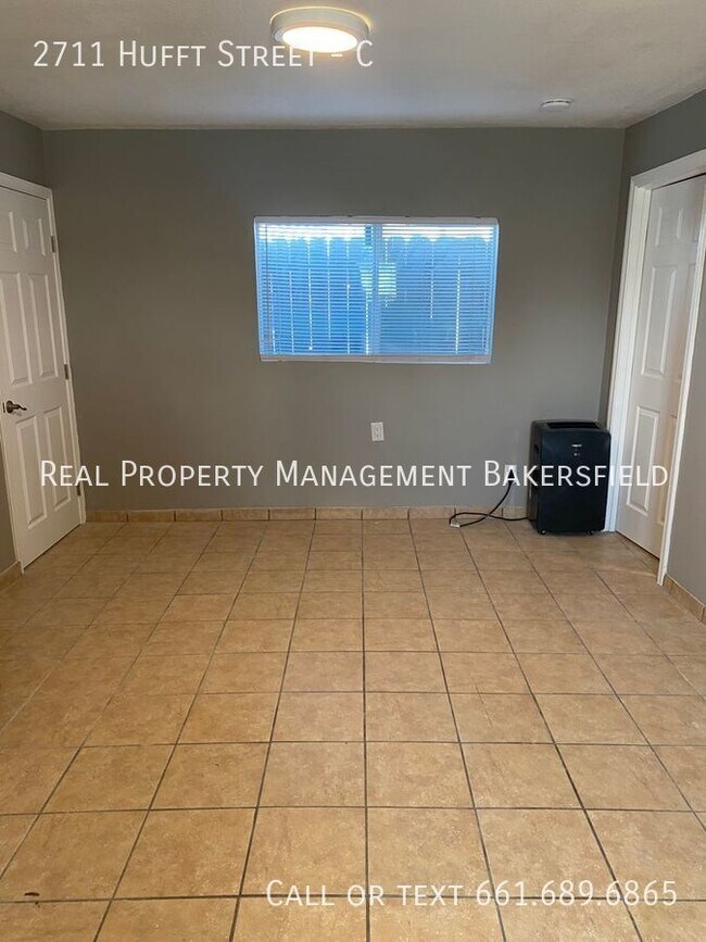 Building Photo - 2711 Hufft St