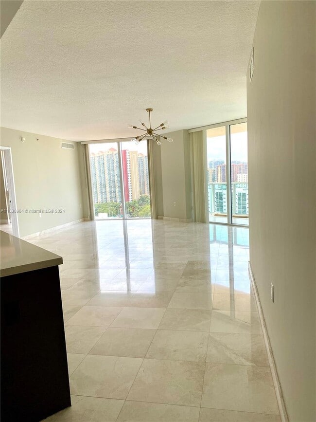 Building Photo - 150 Sunny Isles Blvd