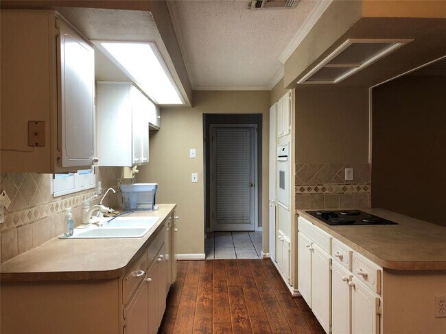 Foto del edificio - 11302 Sagewood Dr