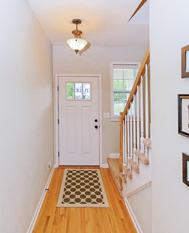 Building Photo - 30 Revere Run