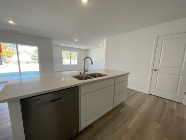 Foto del edificio - 4603 Timber Creek Pkwy