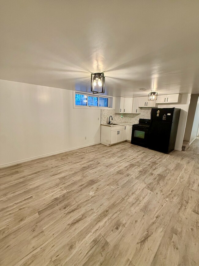 Photo du bâtiment - 4065 Dougall Av