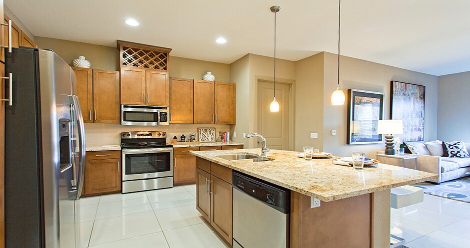 Foto principal - 5100 W 82nd St
