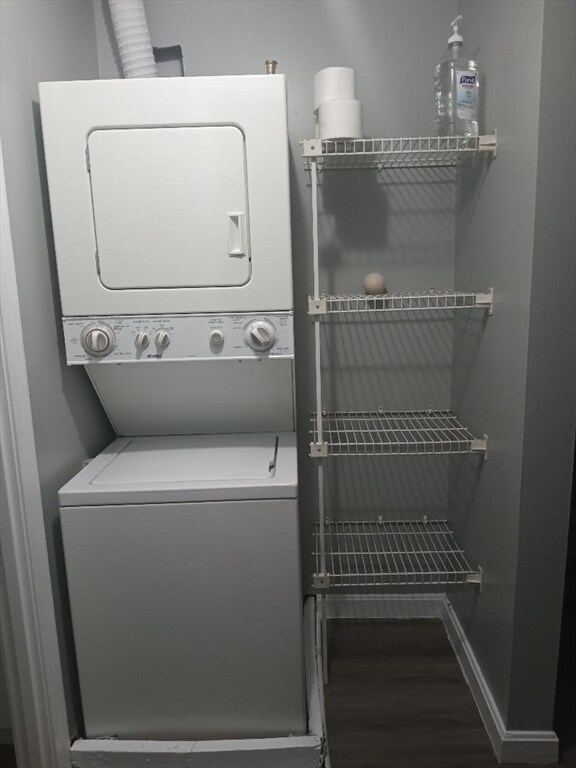 Building Photo - 1821 Middlesex St