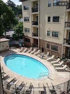 Foto del edificio - 2230 Cheshire Bridge Rd NE