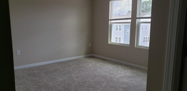 Building Photo - 1531 Kiln Ct