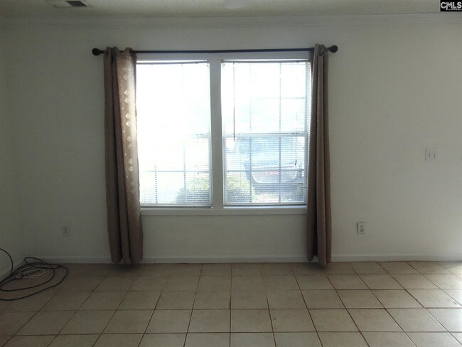 Building Photo - 21 Trentridge Ct