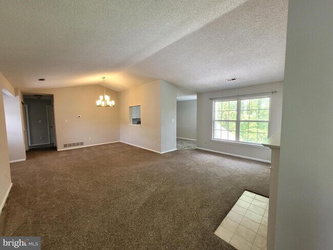 Building Photo - 510 Cedar Hollow Dr