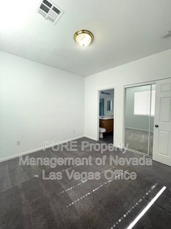 Foto del edificio - 7556 Alexander Hill St
