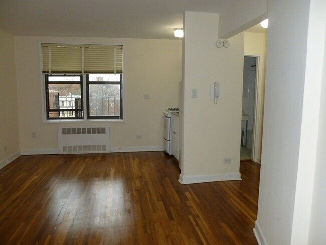 Foto del edificio - 72-10 41st Ave