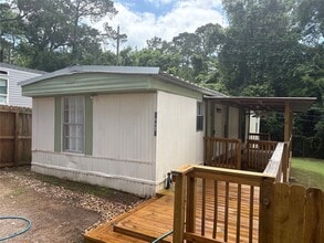 Building Photo - 14427 W Lee Shore Dr