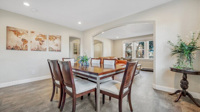 Foto del edificio - 6006 Westminster Pl