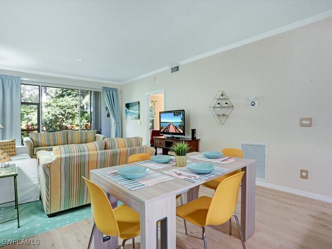 Foto del edificio - 7095 Barrington Cir