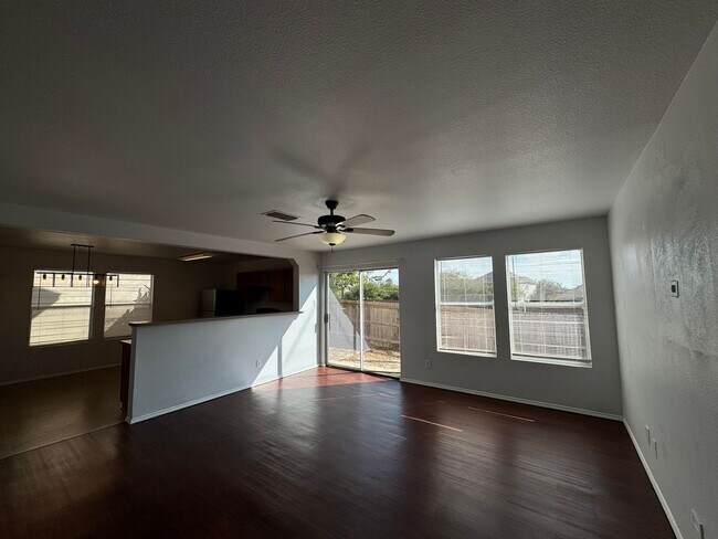 Building Photo - 2-Story Home on a Corner Cul-de-Sac in Wes...