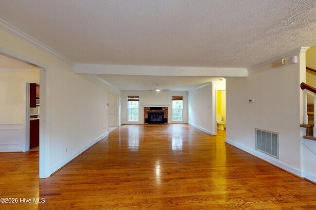 Foto del edificio - 464 Summerlea Dr
