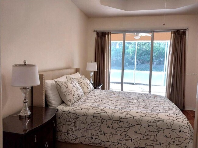 Foto del edificio - 5641 Hidden Oak Ct
