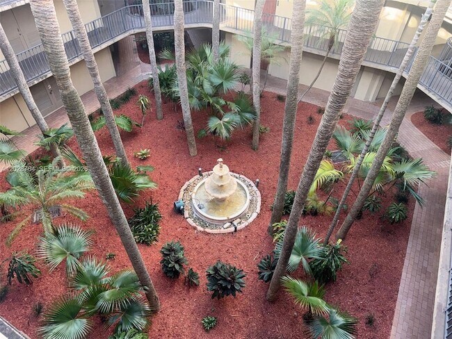 Foto del edificio - 8625 NW 8th St