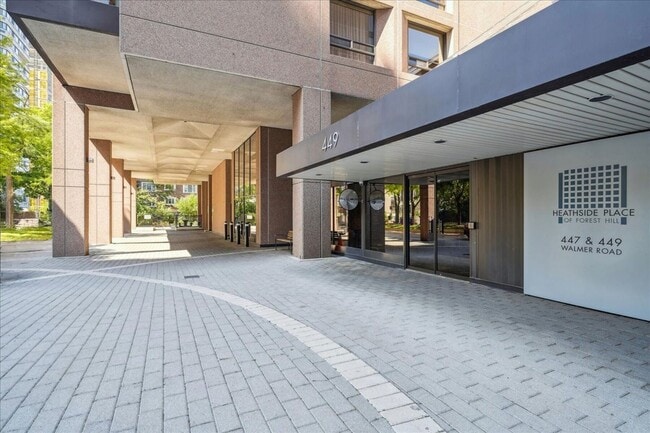 Building Photo - 449 Walmer Rd