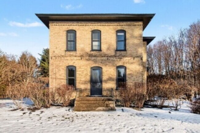 Foto del edificio - 704 24th Ave