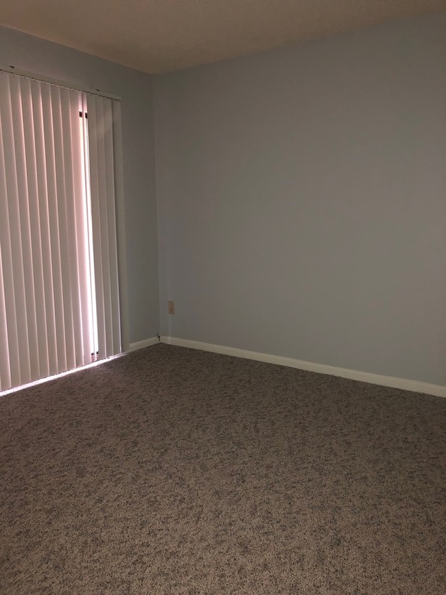 Foto del edificio - 4115 Bloomdale Dr