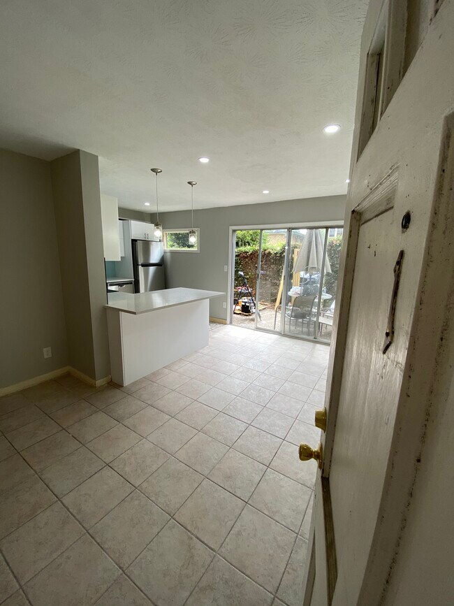 3221 Herschel Street, Jacksonville, FL 32205 Townhouse for Rent in