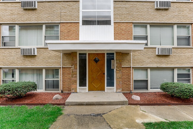 Foto del edificio - 3725 N Harlem Ave