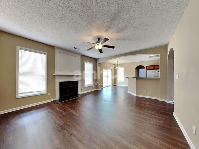 Foto del edificio - 812 Andora Way SW