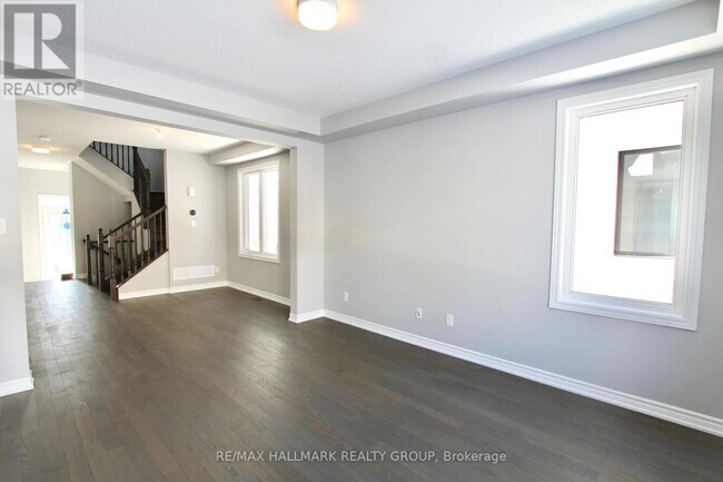 Building Photo - 506 Flagstaff Dr