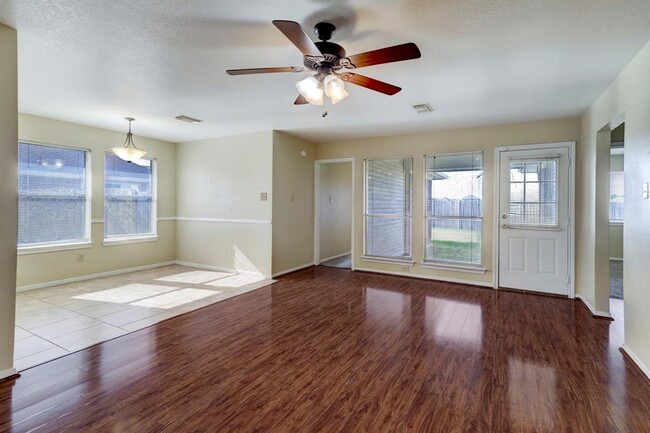 Foto del edificio - 8203 Eastpoint Blvd